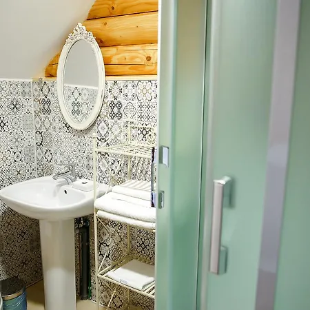 Provintsia וילה *